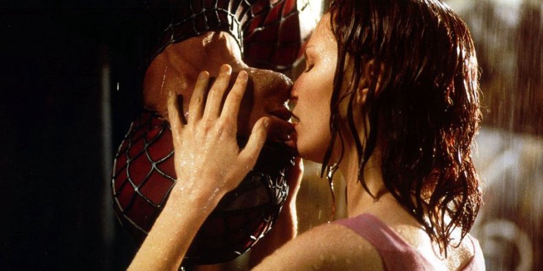 Spider-Man kiss scene
