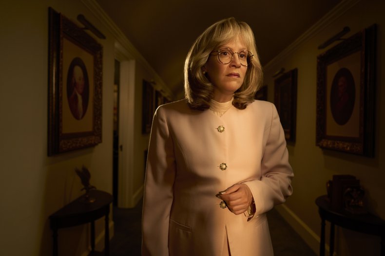 sarah paulson linda tripp