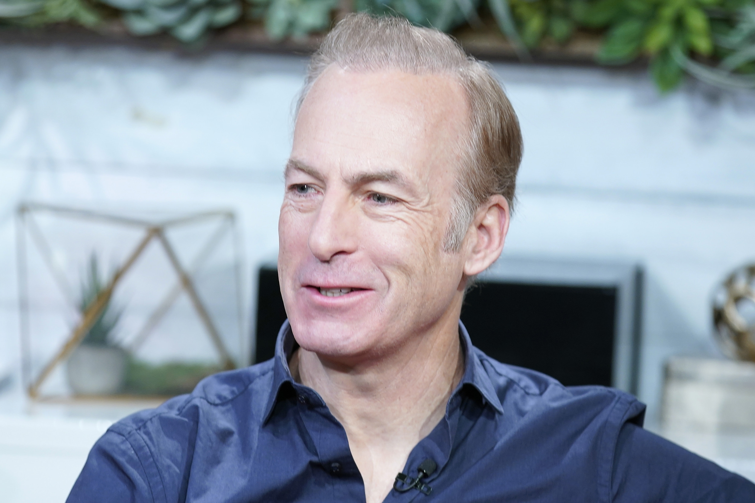 Bob Odenkirk Resumes Filming Better Call Saul After Heart Attack So Happy To Be Here Newsweek 4023