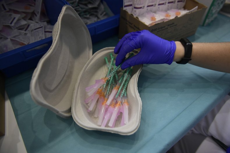 Pfizer Vaccines Prepared in Spain