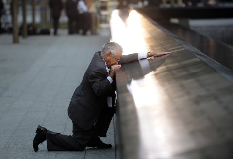 9/11 memorial robert peraza