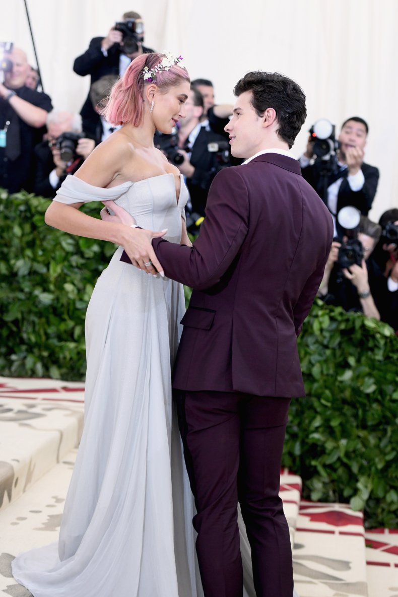 Hailey Baldwin and Shawn Mendes