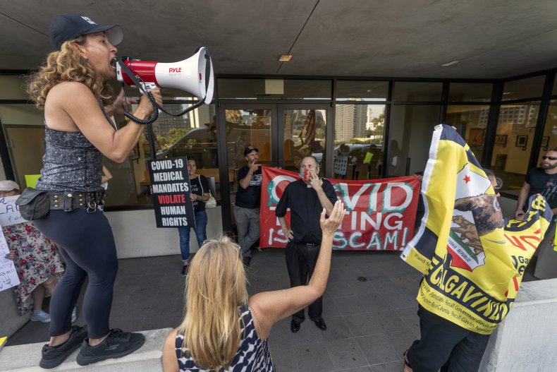 LA Vaccine Mandate Protestors