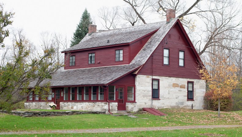 Robert Frost Stone House Museum 