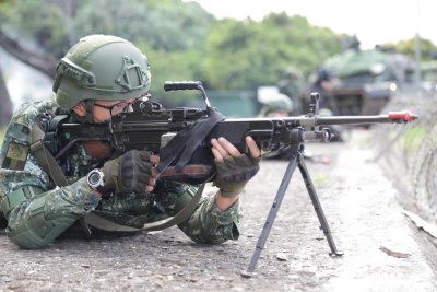 Taiwan Live-fire Military Drills Simulate Chinese Attacks