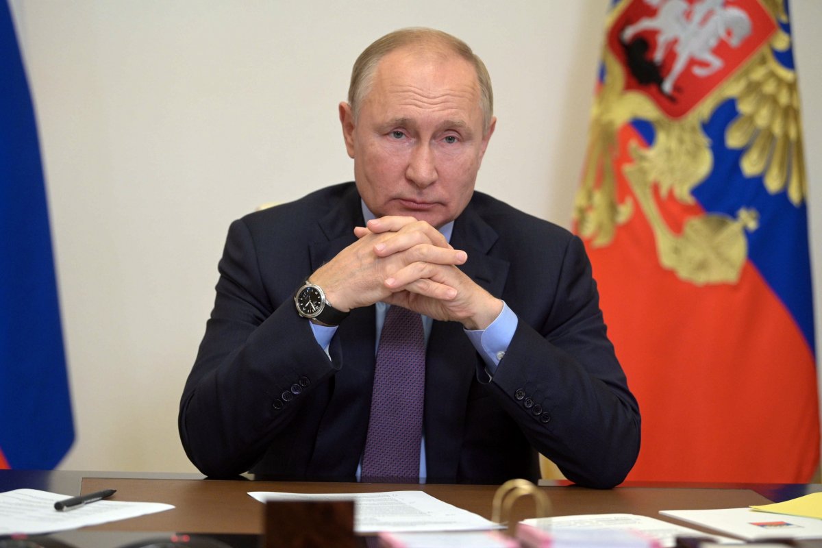 Russian President Vladimir Putin faces COVID isolation