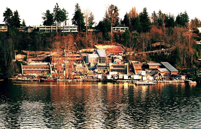 Xanadu 2.0, Lake Washington