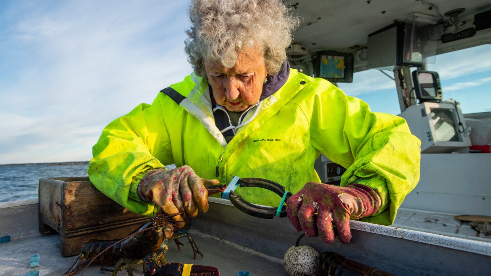 101-Year-Old Fisherwoman is Maine's Oldest Lobster-Catcher With 94 Years on  the Job
