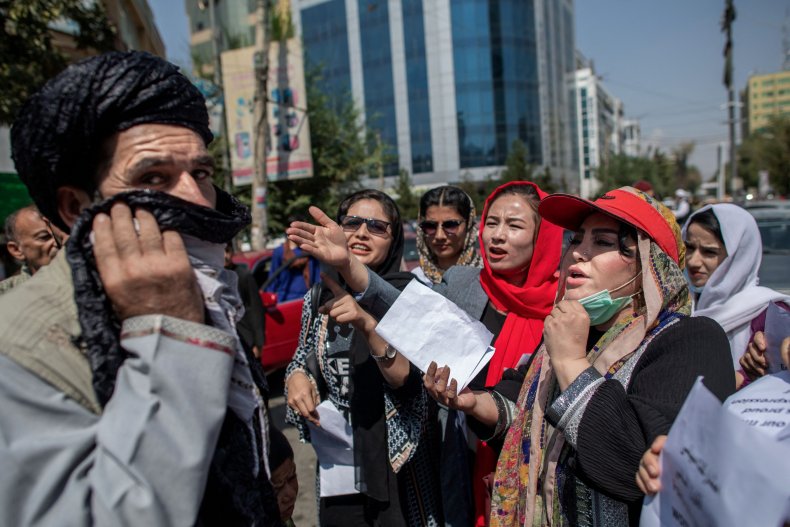 Afghan female city workers banned from work
