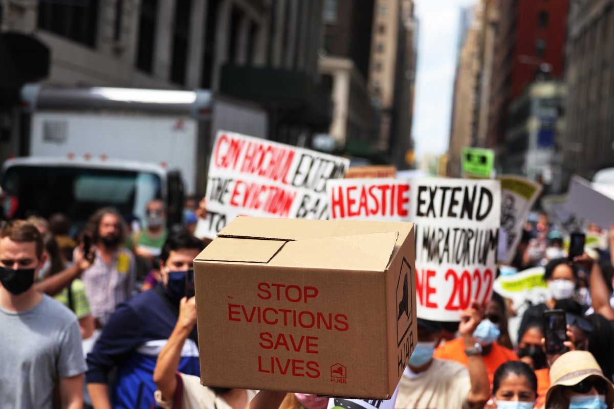 Democrats Introduce Bill Save Eviction Moratorium