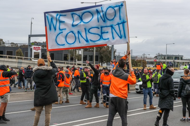 australia melbourne protest anti-vaccine mandate