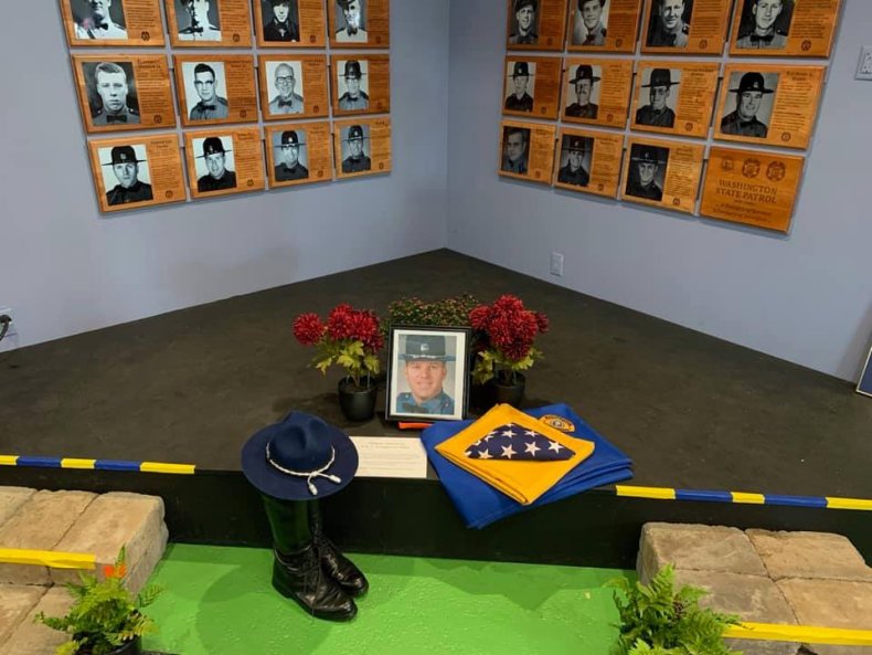 Washington, State, Patrol, Eric, Gunderson, memorial
