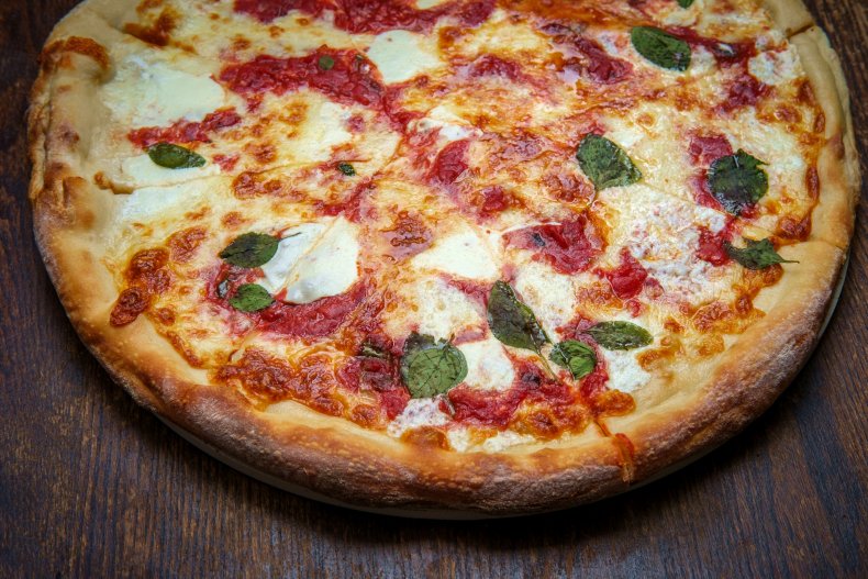 A cooked pizza