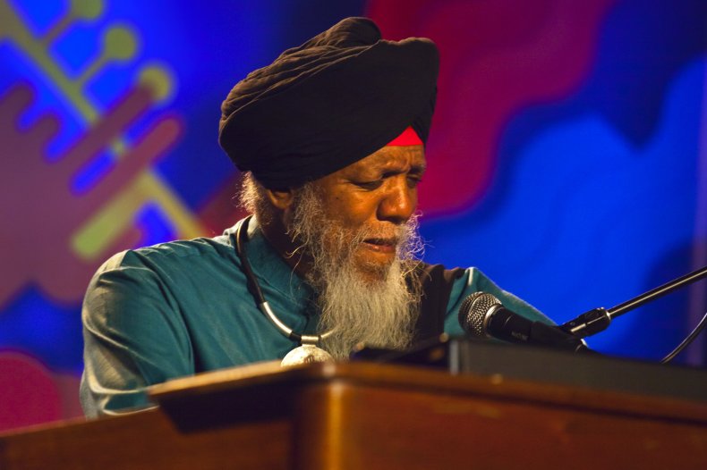 Dr Lonnie Smith