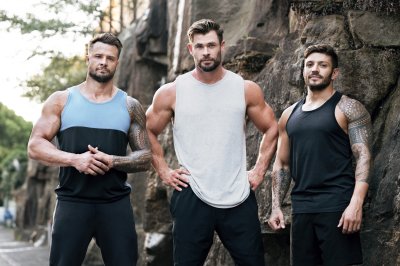 Bobby Holland Hanton and Chris Hemsworth Bobby Holland Hanton and Chris Hemsworth