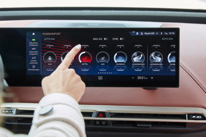 2022 BMW iX