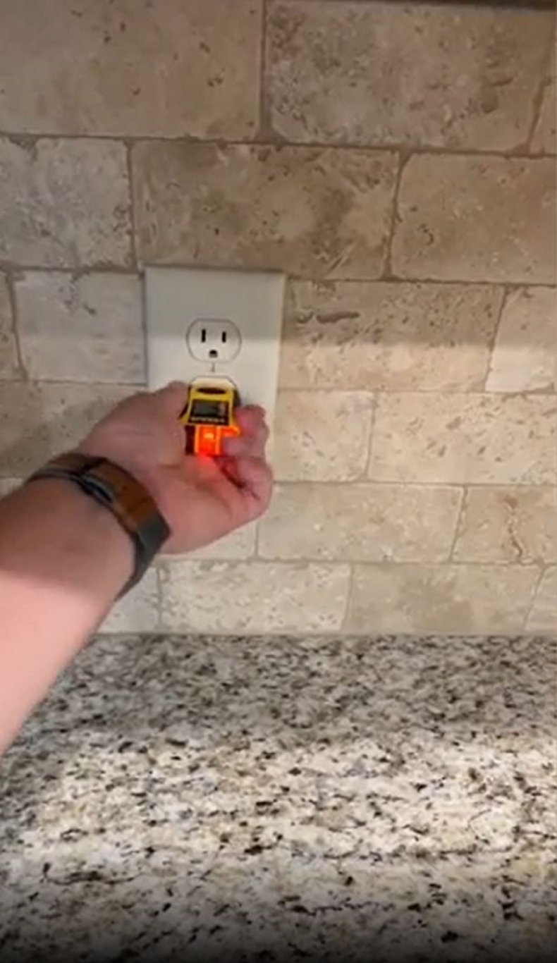 Screengrab from @inspector_aj's video.