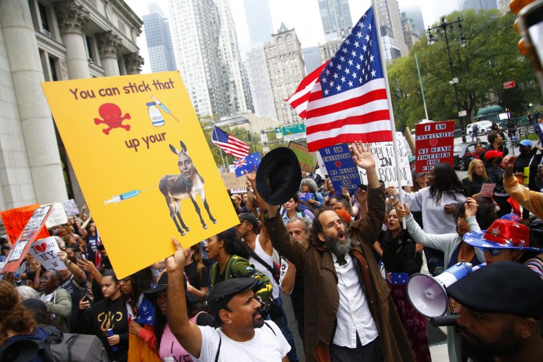 School, employees, protest, vaccine, mandate, NYC