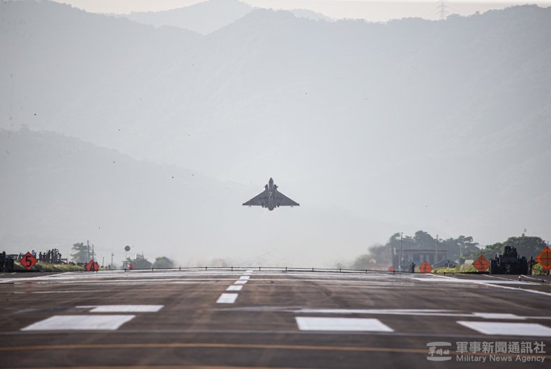 Taiwan Jets Scramble to Intercept China Warplanes