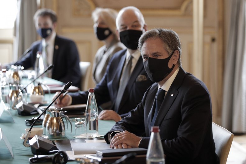 Macron and Bliken meet to repair relations