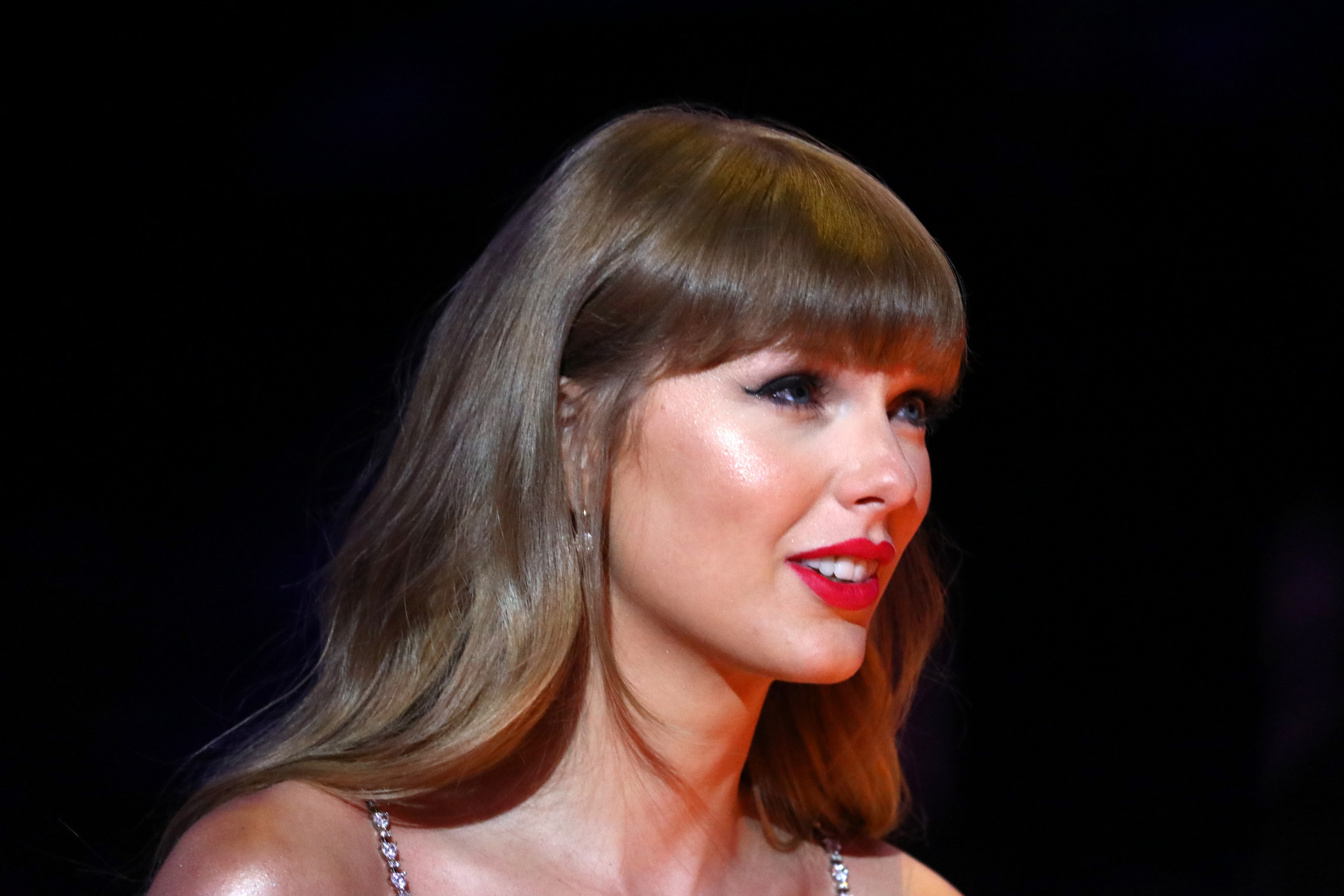 Why Taylor Swifts Name Is Suddenly Popping Up In Virginia Governors Race Newsweek 4671