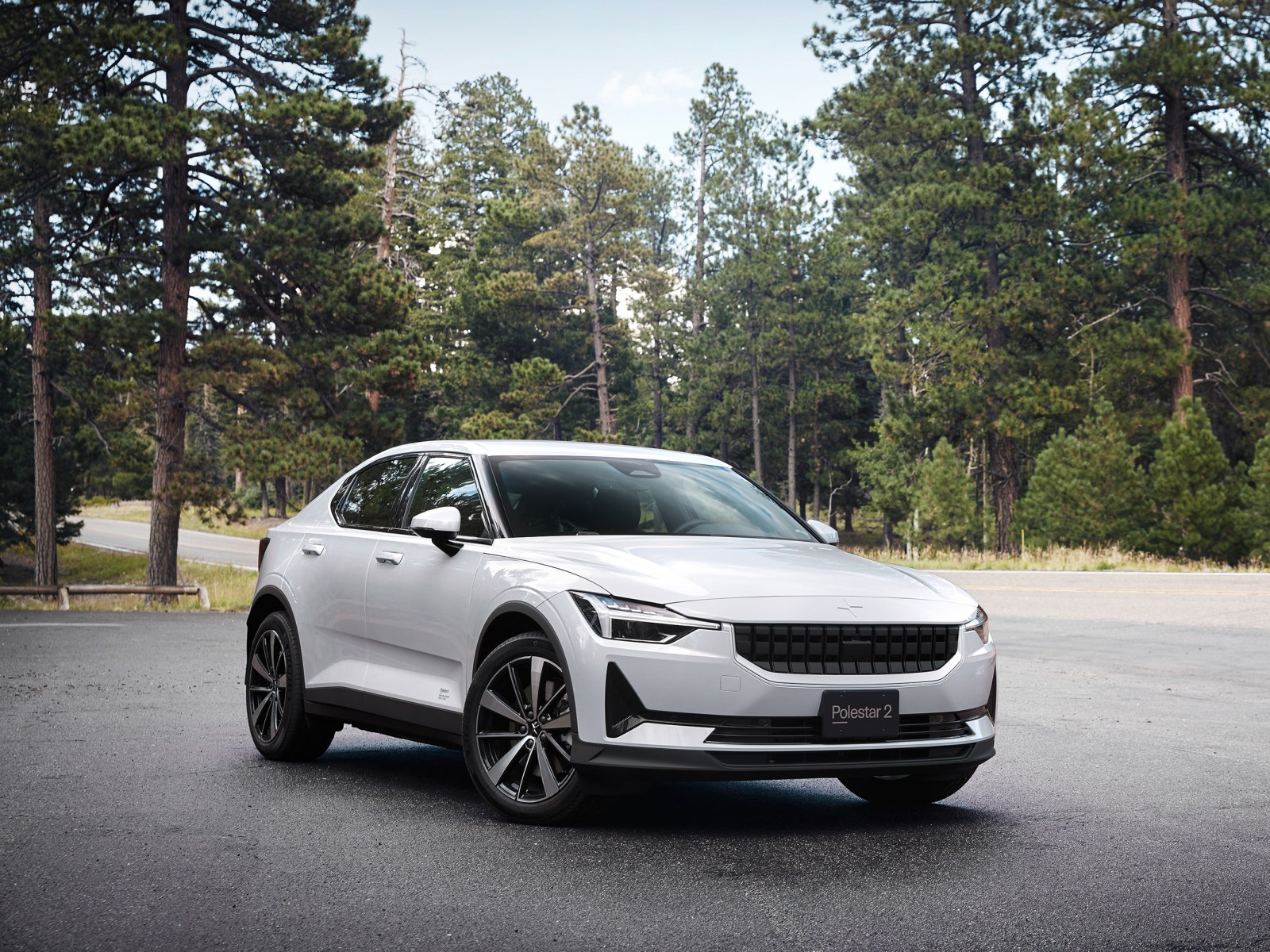 Electric Cars, Trucks and SUVs With the Most Range in 2022