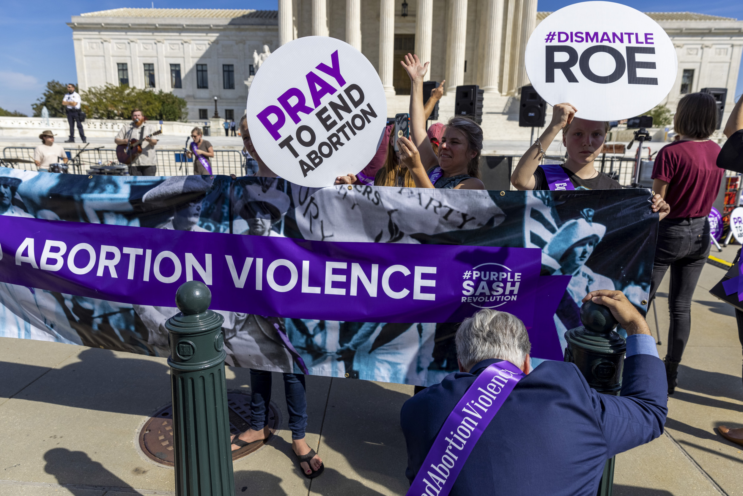 Texas Abortion Ban Injunction Could Be Ineffective And Quickly ...