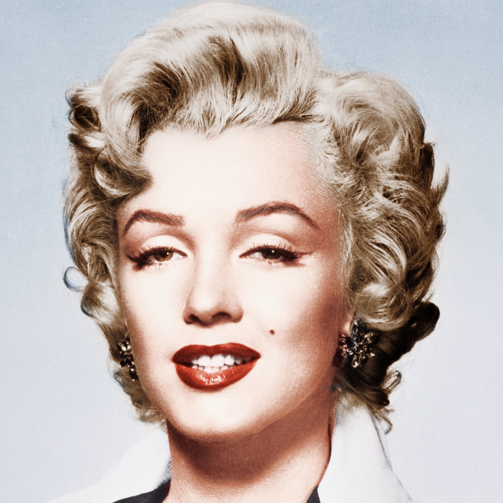 This Is How Marilyn Monroe Would Look If She Swapped Her 'Grandma Hair' for  a Modern Style