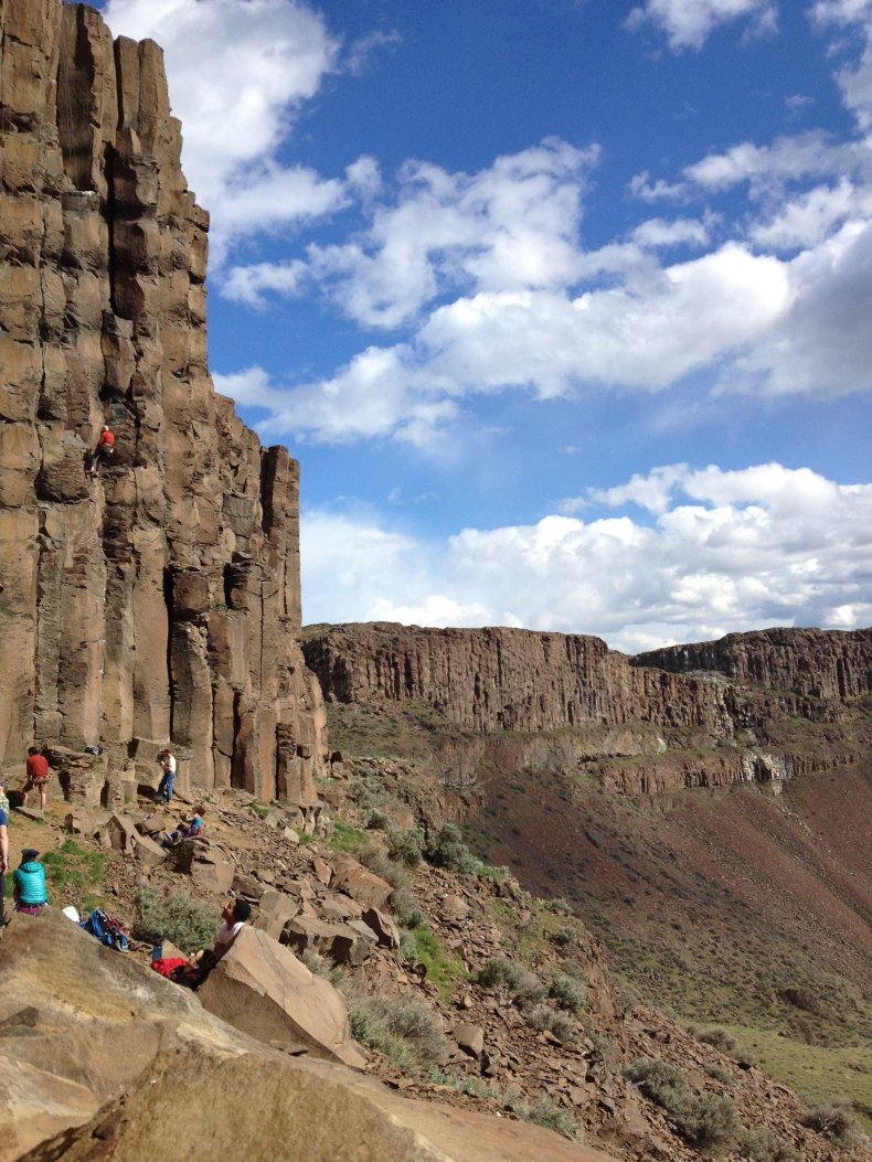 Climber Dies in Colorado State Park