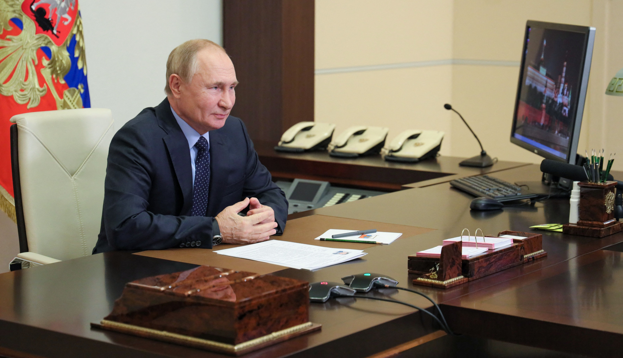Путин Владимир Владимирович на совещании
