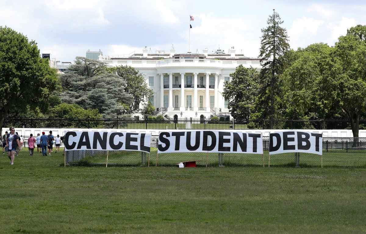 Student debt protesters