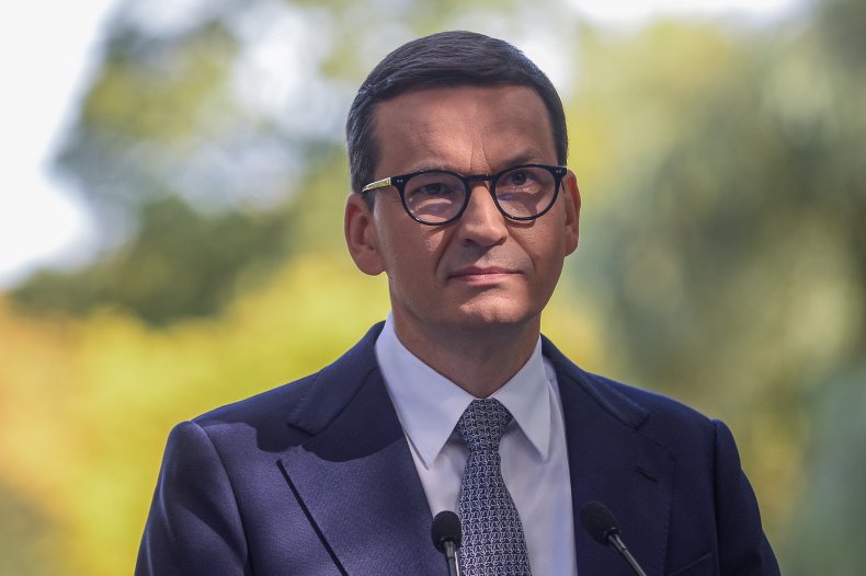 Polish Prime Minister Calls 'Polexit' Fake News Day After
Massive Protests 2 Polish PM Rejects "Polexit" Rumors