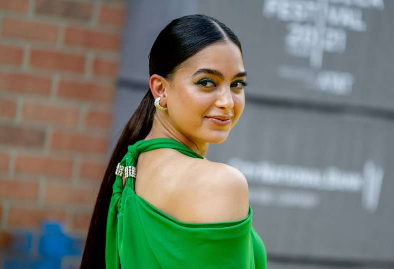 Melissa Barrera à l'avant-première de In The Heights