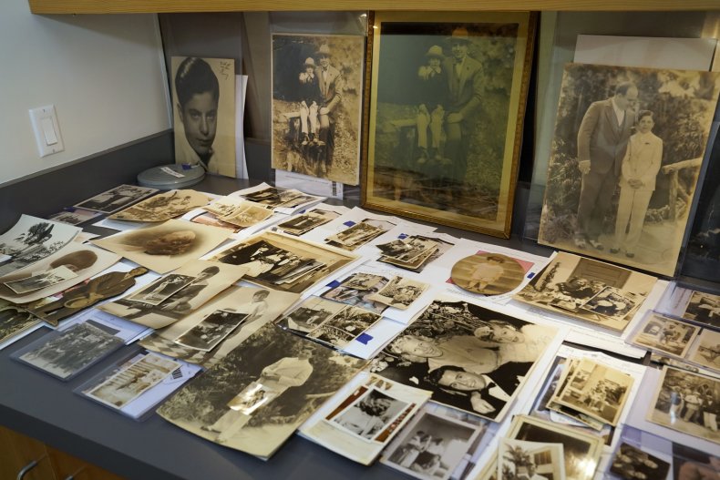 Al Capone's possessions sold at family auction
