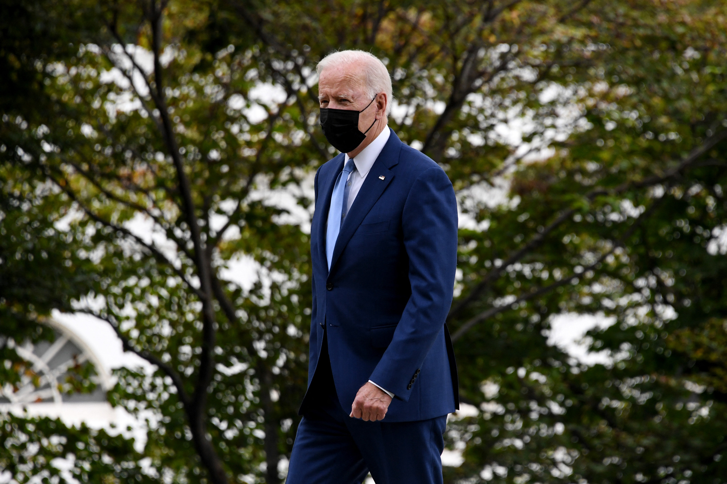 Biden's Approval Ratings Bounce Back As Summer COVID Surge Slows: Poll