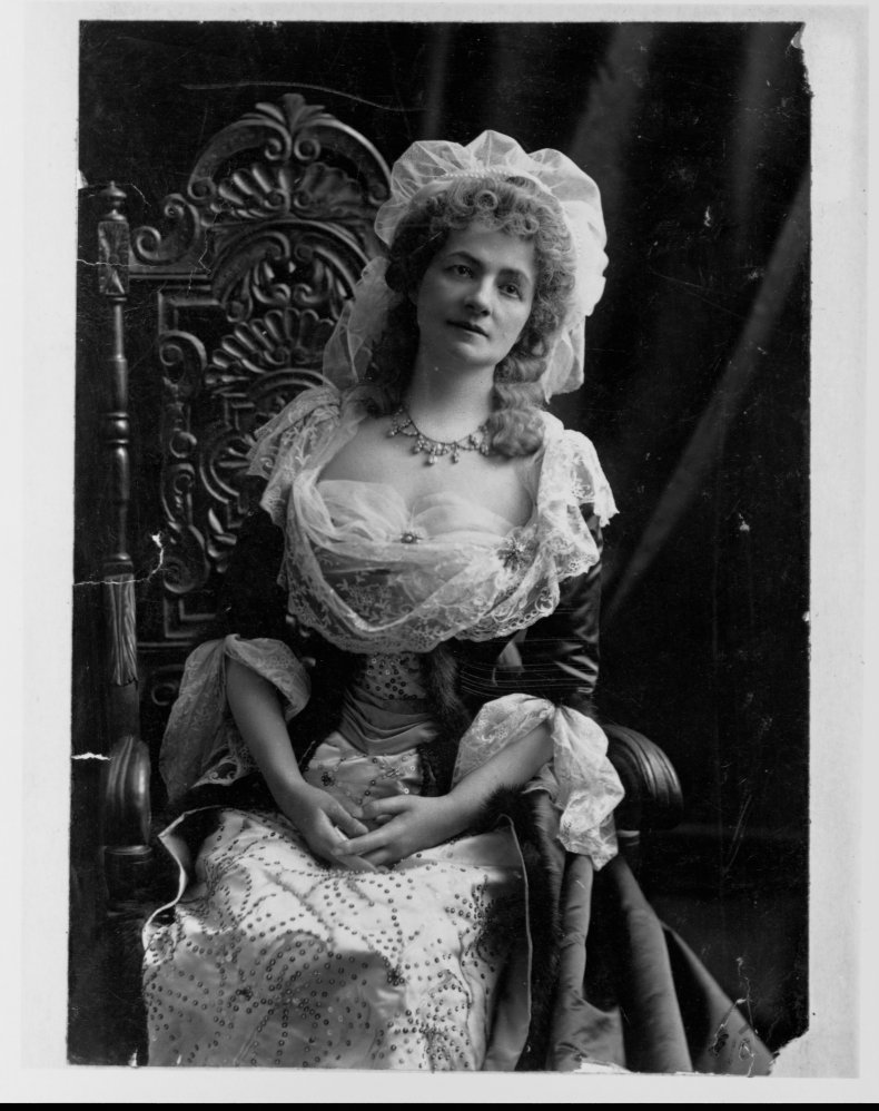 An image of Polish actress Helena Modjeska.