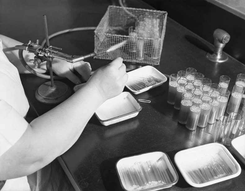 smallpox vaccine preparation in 1941