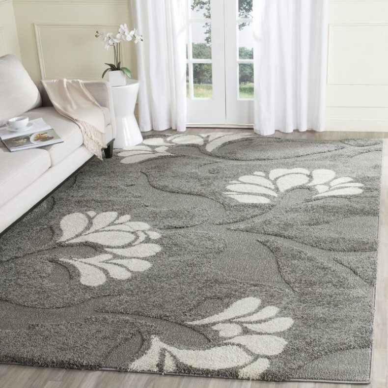 Winston Porter Chaffin Floral Area Rug