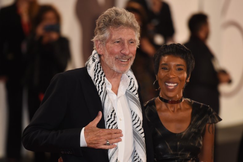 Roger Waters marries Kamilah Chavis