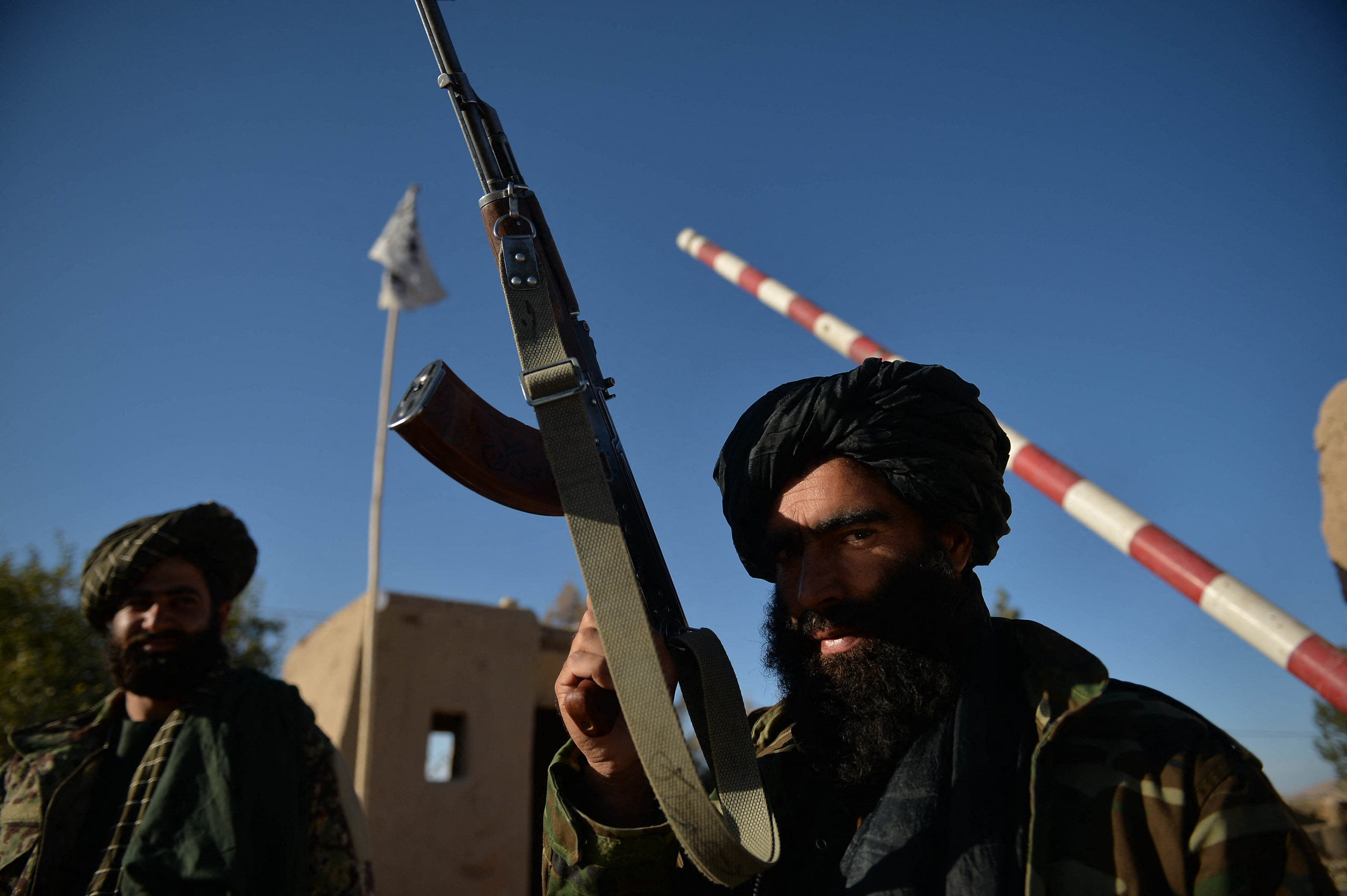 Russia In No Hurry To Officially Recognize Taliban As It Hosts Afghan ...