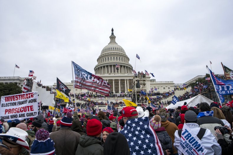 Capitol Cop Charged With Obstruction, Allegedly Told Rioter
to Erase Proof They Were There 2 Capitol Rioters