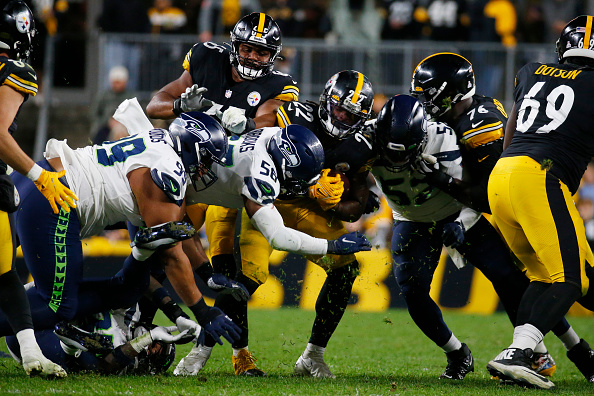 Seahawks DE Darrell Taylor Wheeled Off Field After Neck Injury Sunday Night