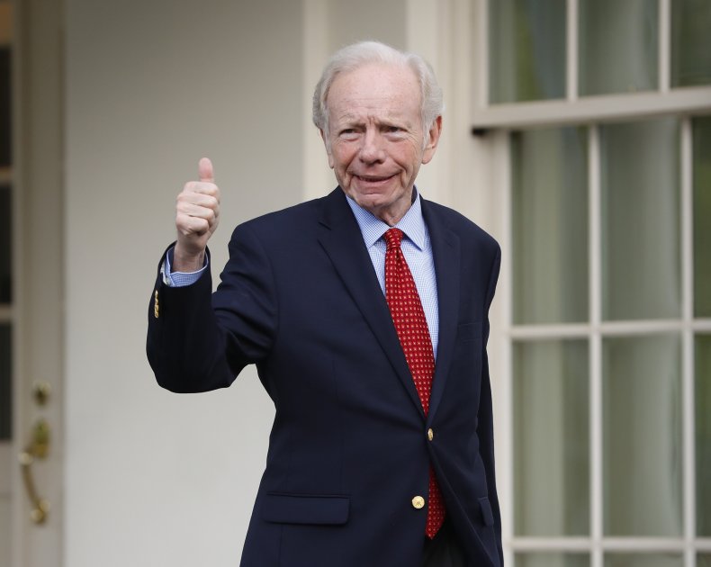 Former Senator Recounts Bush Strategists's Aid Offer