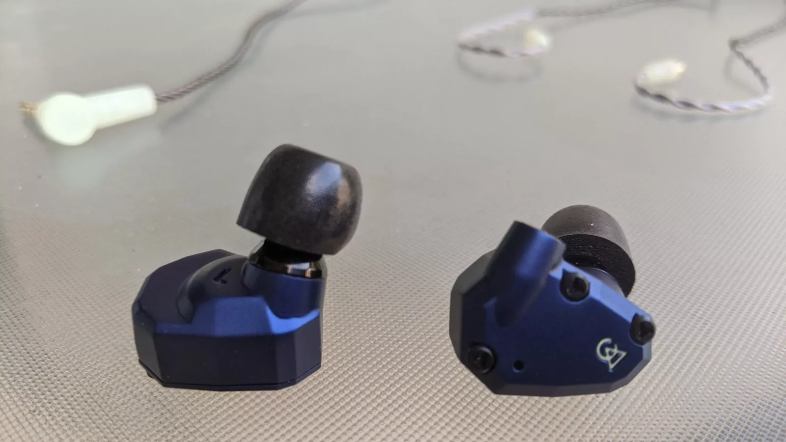 【関税込み】Campfire Audio ネイビー Mammoth イヤフォン campfire-audio-mammoth-