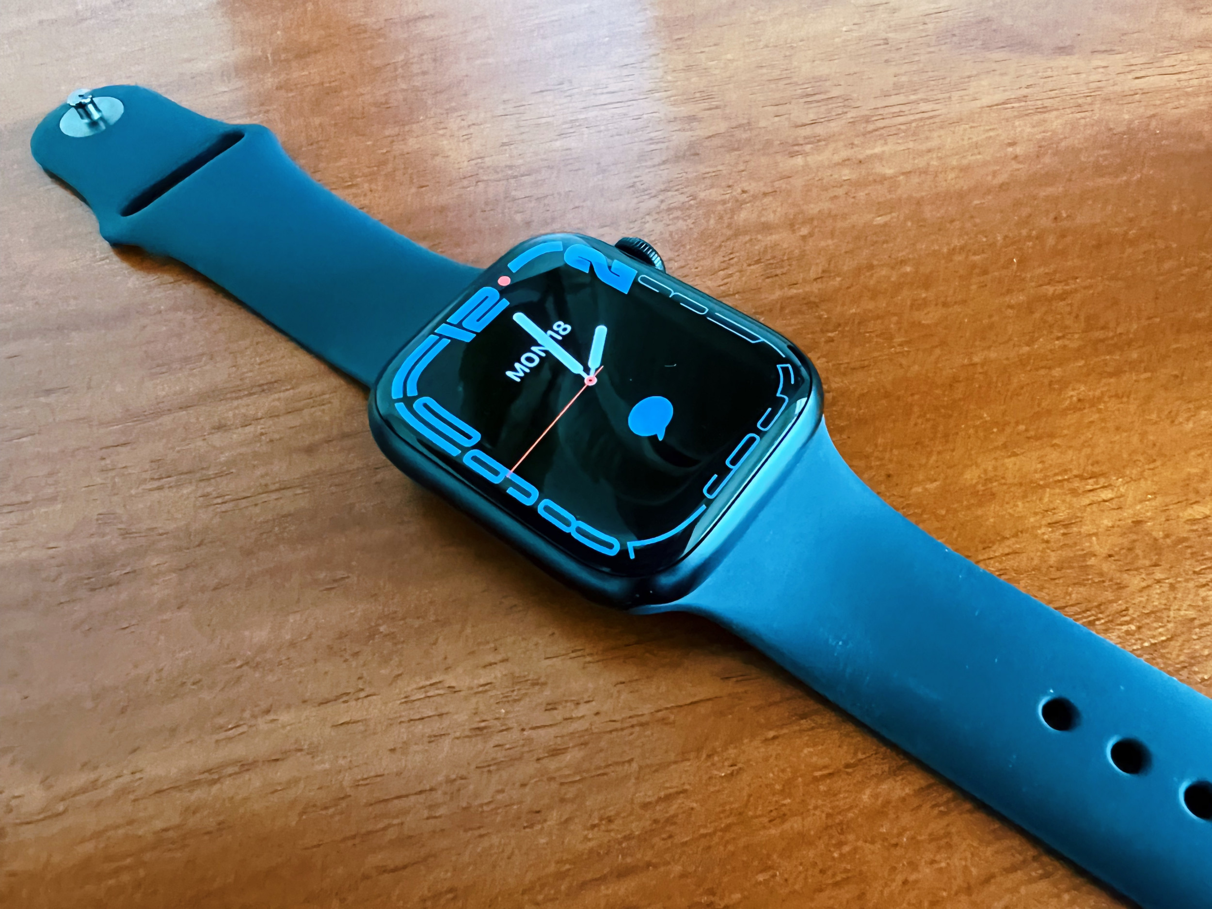 Apple watch hot sale blue colour