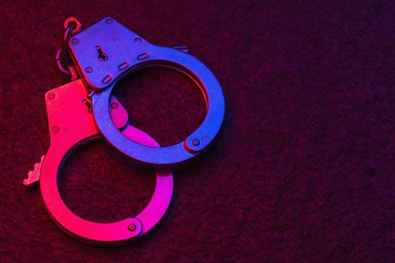 Man arrested for grooming child