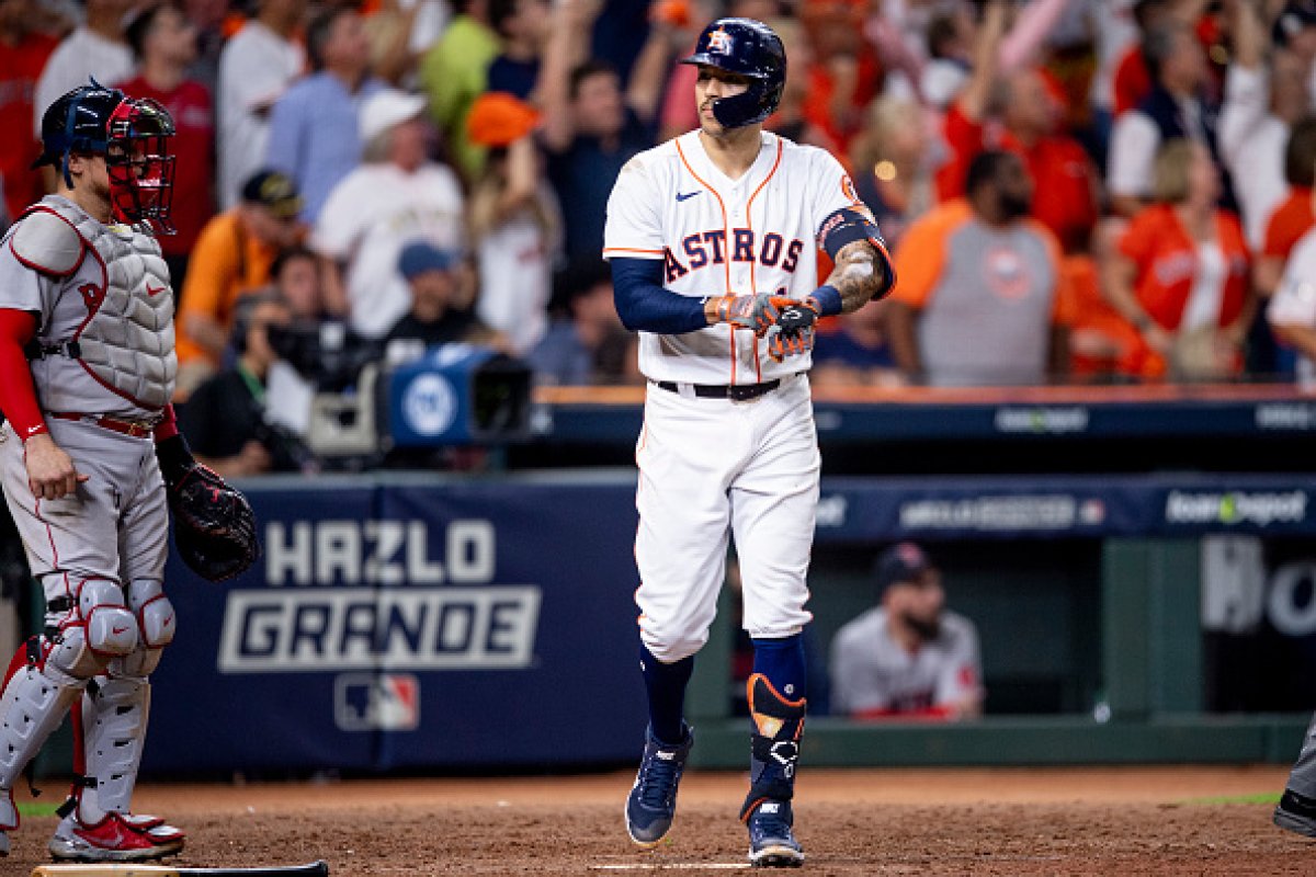 Carlos Correa, Right on Time, Scores Winning Run as Astros Tie ALCS