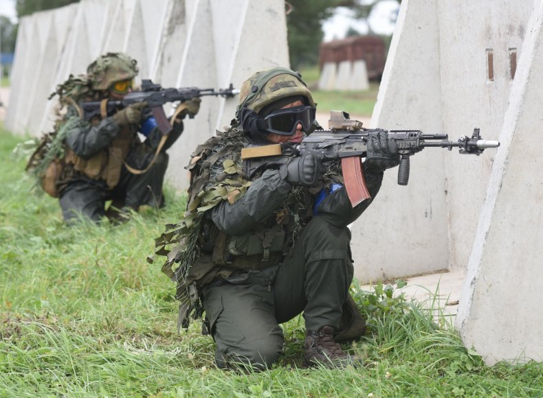 Ukrainian servicemen in NATP exercises