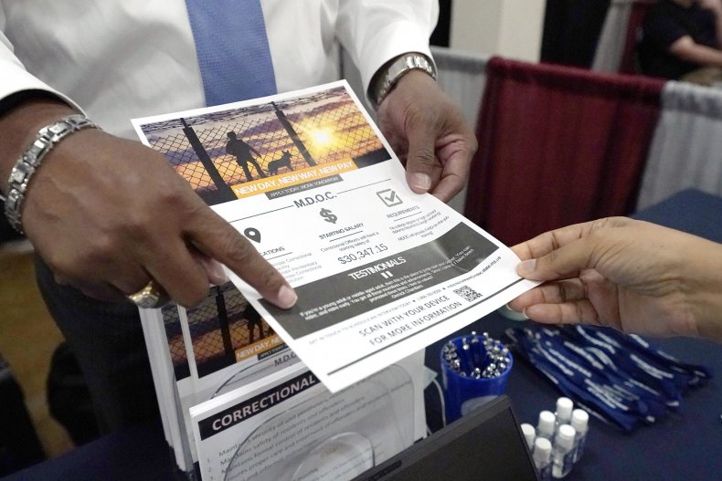 Unemployment Benefits end, no workforce increase