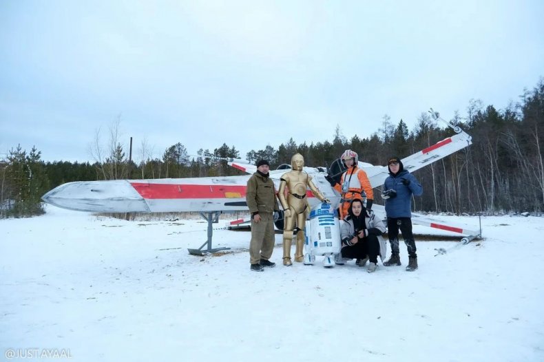 Team with "Star Wars" Replica